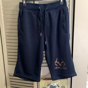 Realtree Men’s Shorts NWT
